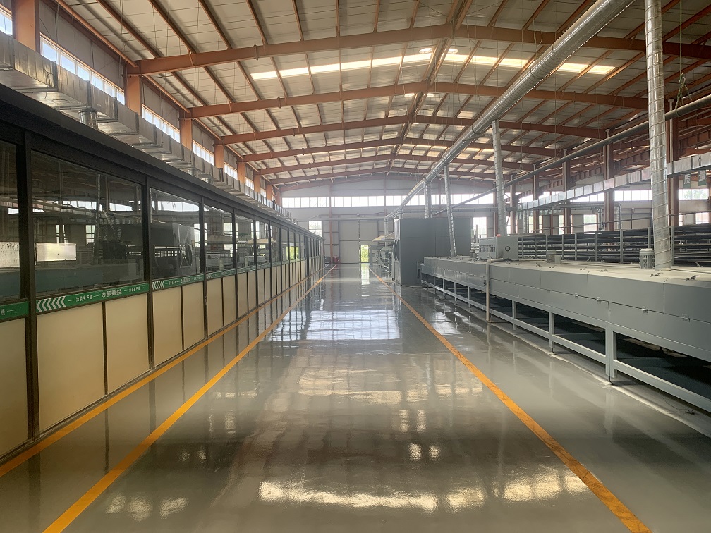 車(chē)間高清照片 (1).jpg